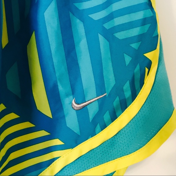 ✨Vibrant Nike Dri-Fit Tempo Athletic Shorts✨ - Picture 3 of 4